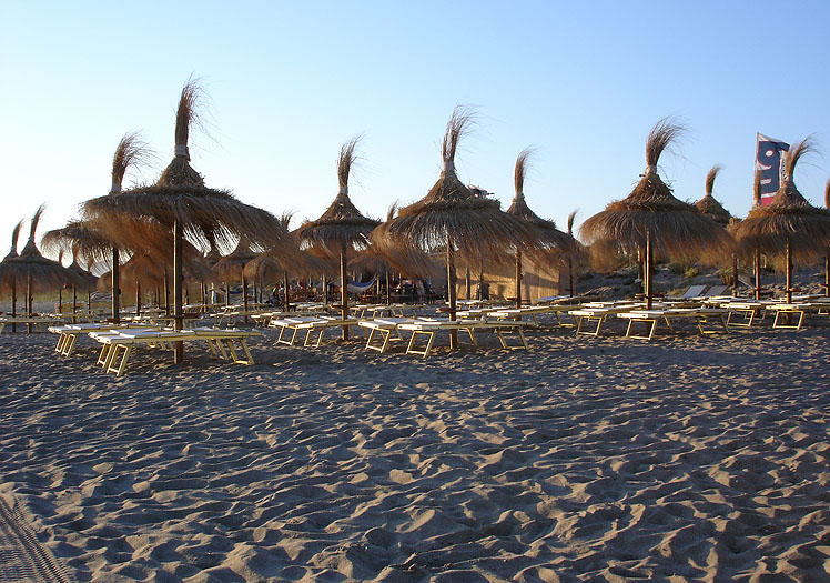 FUORIROTTA BEACH CLUB, photo 3 of 8