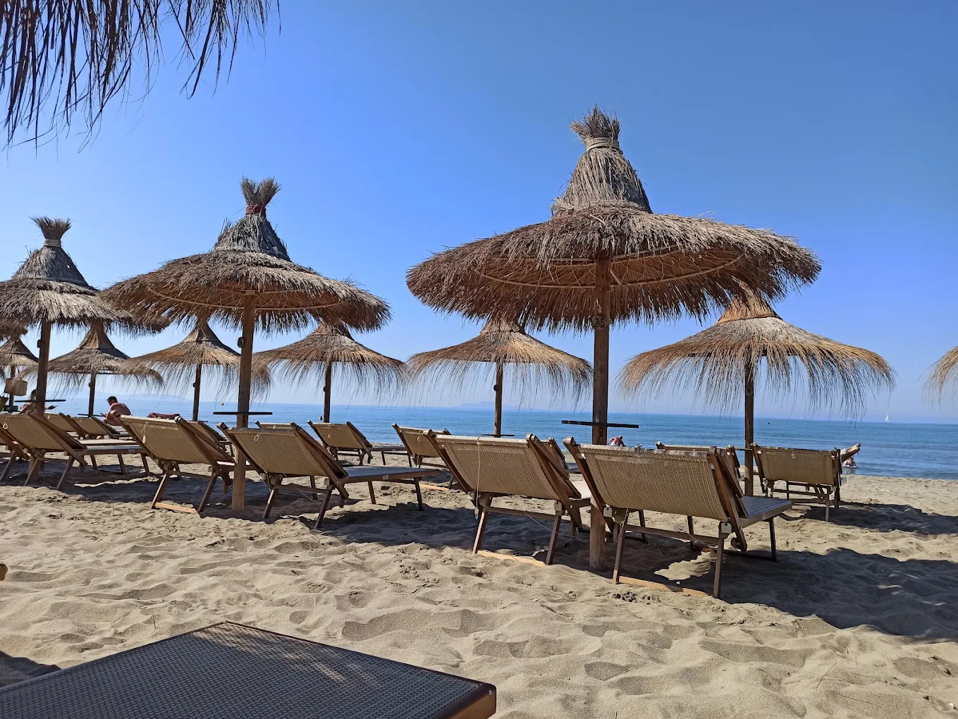 Fuorirotta beach club, foto 2 di 4